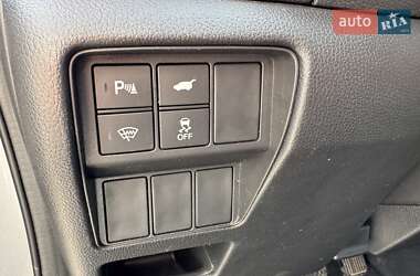 Внедорожник / Кроссовер Honda CR-V 2017 в 