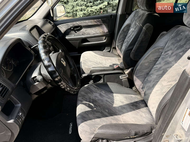 Позашляховик / Кросовер Honda CR-V 2004 в Харкові