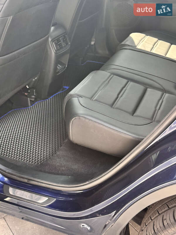 Внедорожник / Кроссовер Honda CR-V 2020 в Киеве фото 16 Внедорожник / Кроссовер Honda CR-V 2020 в Киеве