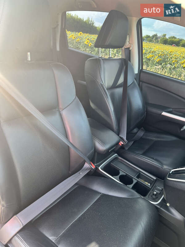 Внедорожник / Кроссовер Honda CR-V 2016 в Змиеве