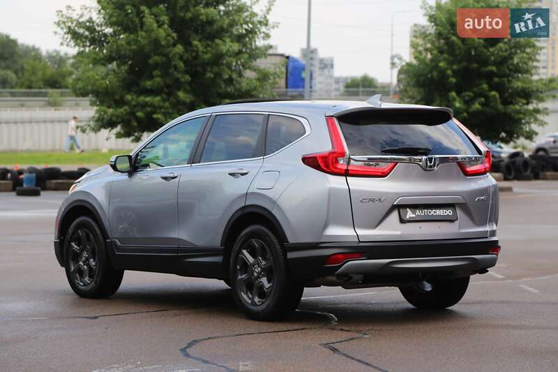 Позашляховик / Кросовер Honda CR-V 2018 в Києві