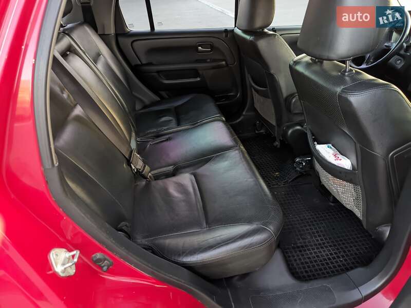 Позашляховик / Кросовер Honda CR-V 2004 в Рені