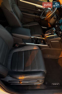 Внедорожник / Кроссовер Honda CR-V 2021 в 