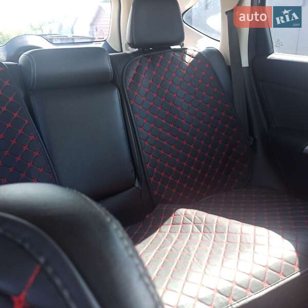 Внедорожник / Кроссовер Honda CR-V 2013 в Киеве