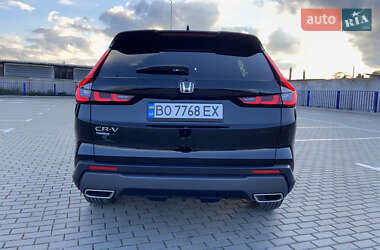 Внедорожник / Кроссовер Honda CR-V 2023 в 