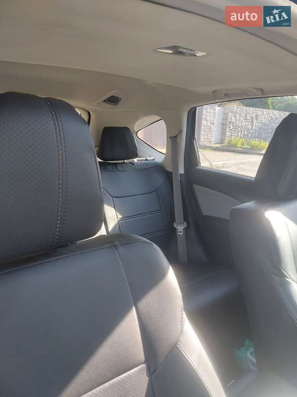 Позашляховик / Кросовер Honda CR-V 2016 в Запоріжжі