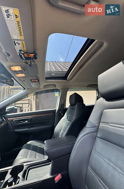 Внедорожник / Кроссовер Honda CR-V 2019 в 