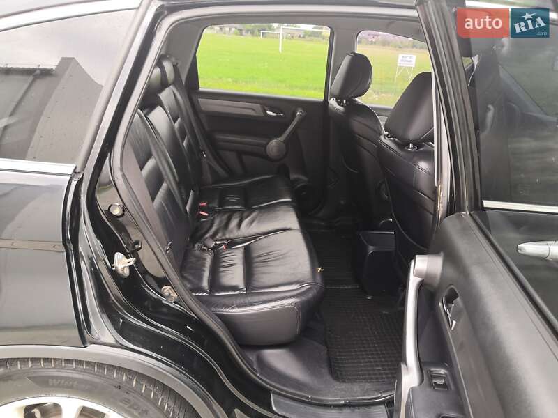 Внедорожник / Кроссовер Honda CR-V 2008 в Здолбунове