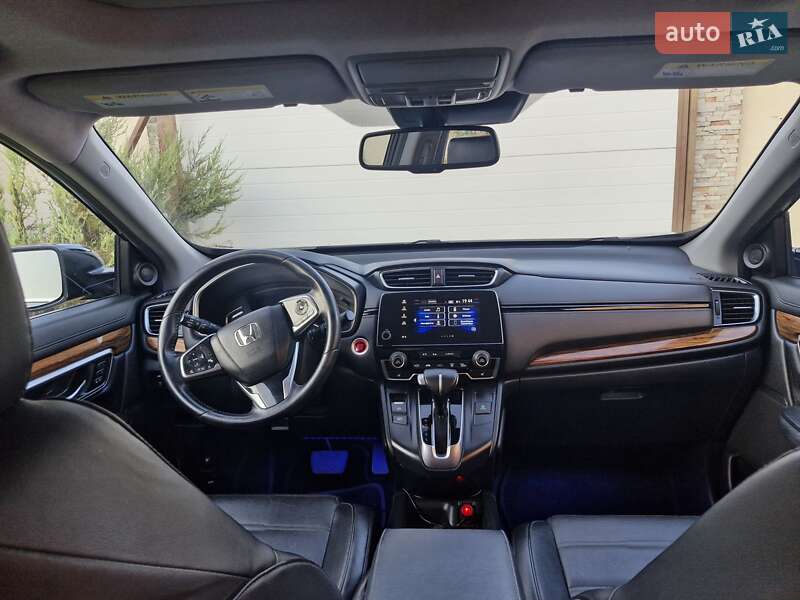 Внедорожник / Кроссовер Honda CR-V 2018 в Одессе