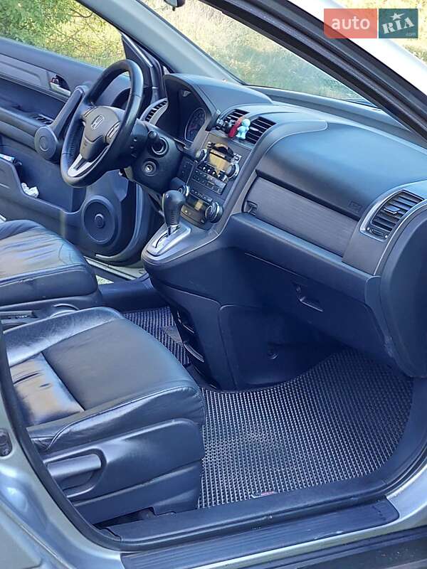 Внедорожник / Кроссовер Honda CR-V 2008 в Полтаве