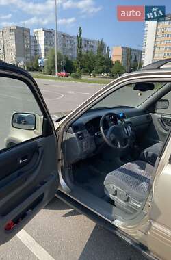 Внедорожник / Кроссовер Honda CR-V 2000 в 
