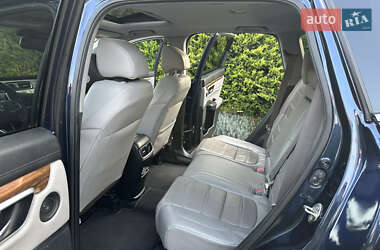 Внедорожник / Кроссовер Honda CR-V 2017 в 