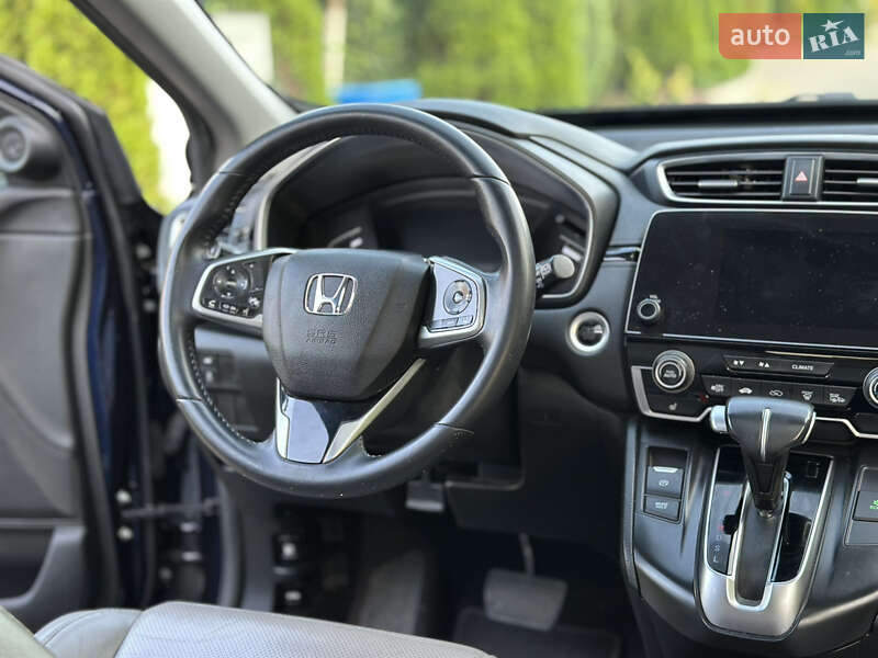 Внедорожник / Кроссовер Honda CR-V 2017 в Одессе
