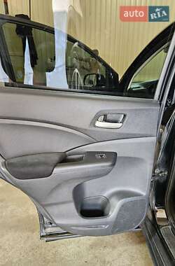 Внедорожник / Кроссовер Honda CR-V 2014 в 