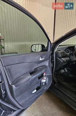 Внедорожник / Кроссовер Honda CR-V 2014 в 