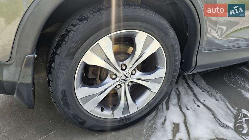Позашляховик / Кросовер Honda CR-V 2014 в Вінниці