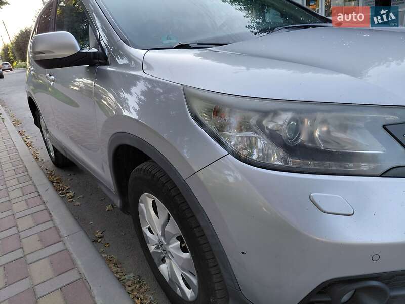 Внедорожник / Кроссовер Honda CR-V 2014 в Виннице