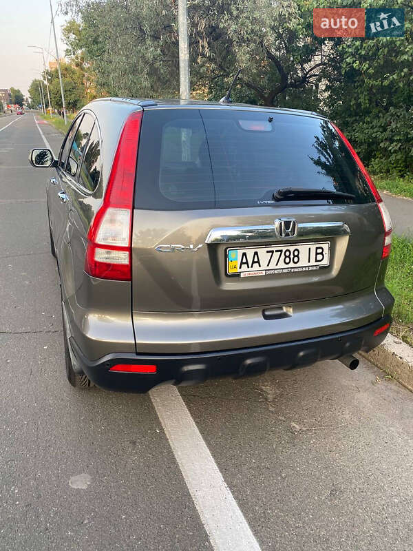 Внедорожник / Кроссовер Honda CR-V 2008 в Киеве