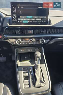 Внедорожник / Кроссовер Honda CR-V 2023 в 