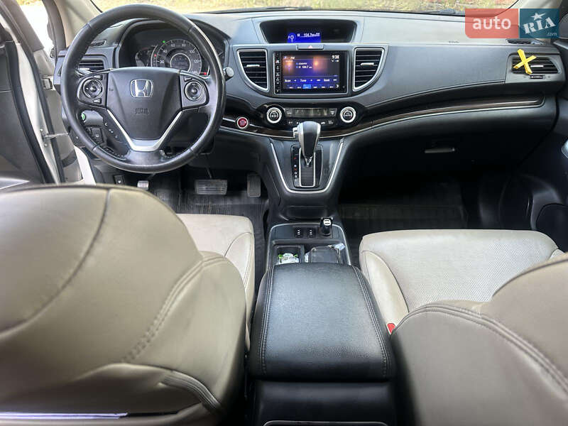 Позашляховик / Кросовер Honda CR-V 2016 в Івано-Франківську