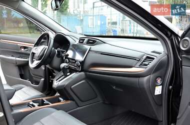 Внедорожник / Кроссовер Honda CR-V 2019 в 