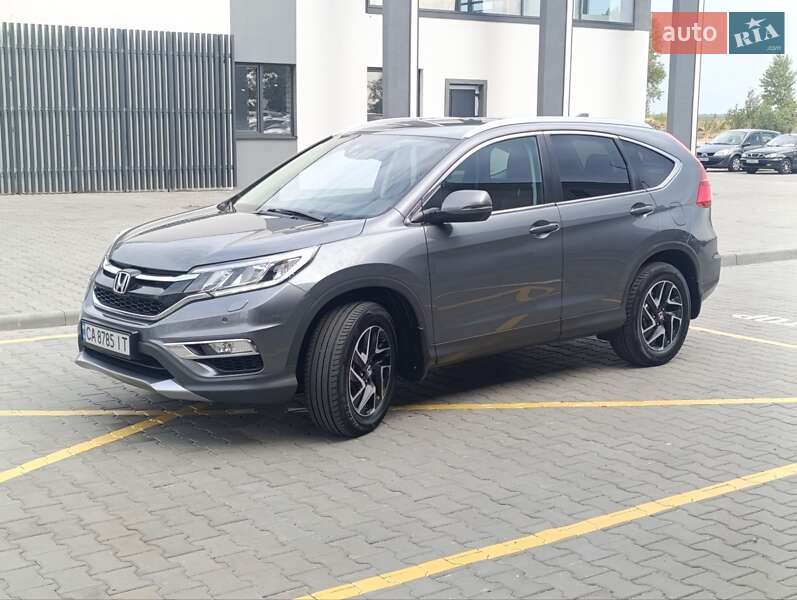 Внедорожник / Кроссовер Honda CR-V 2016 в Черкассах