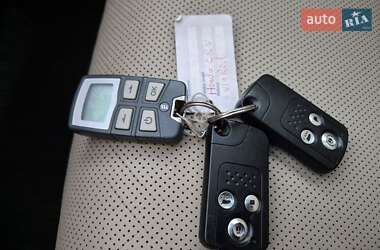 Позашляховик / Кросовер Honda CR-V 2013 в 