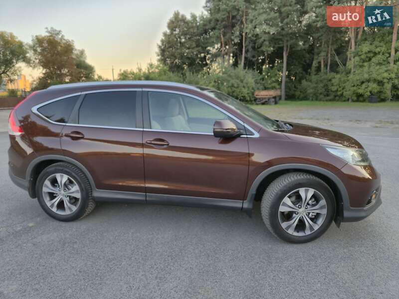 Внедорожник / Кроссовер Honda CR-V 2013 в Радивилове