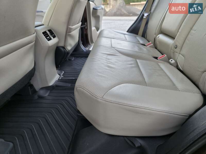 Внедорожник / Кроссовер Honda CR-V 2013 в Радивилове