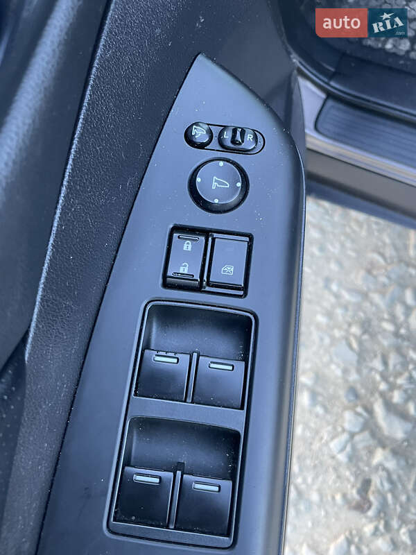 Позашляховик / Кросовер Honda CR-V 2013 в Стрию