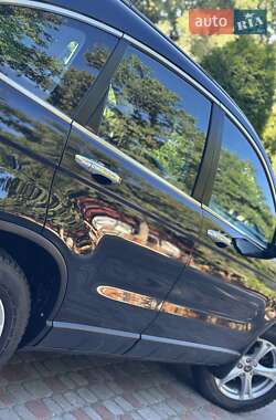 Позашляховик / Кросовер Honda CR-V 2011 в 