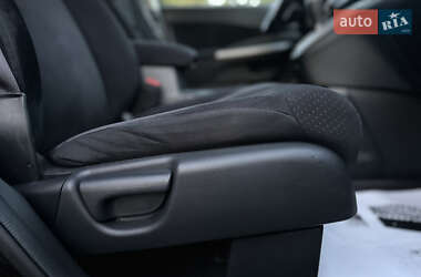 Внедорожник / Кроссовер Honda CR-V 2013 в 