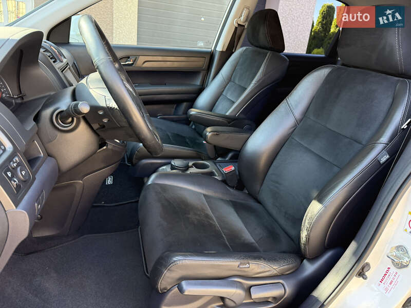 Внедорожник / Кроссовер Honda CR-V 2011 в Тернополе