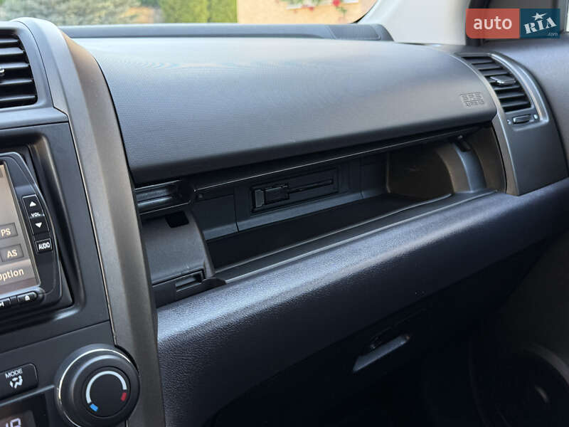 Внедорожник / Кроссовер Honda CR-V 2011 в Тернополе