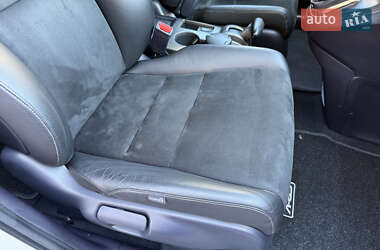 Внедорожник / Кроссовер Honda CR-V 2011 в 