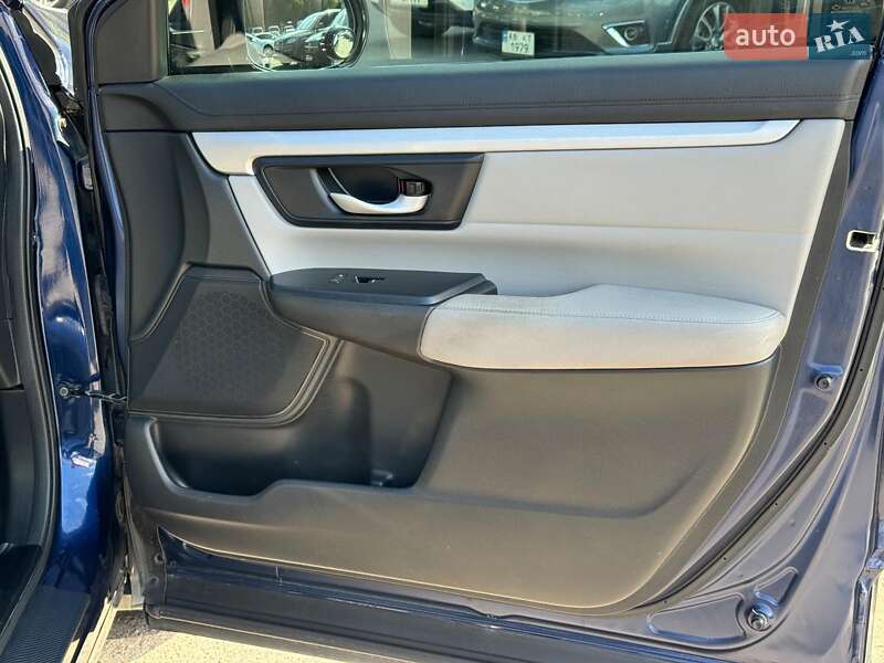 Внедорожник / Кроссовер Honda CR-V 2018 в Виннице