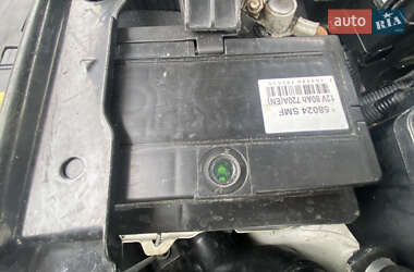 Внедорожник / Кроссовер Honda CR-V 2011 в 