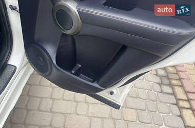 Внедорожник / Кроссовер Honda CR-V 2011 в 