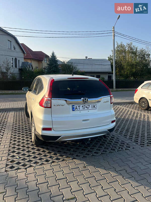 Внедорожник / Кроссовер Honda CR-V 2015 в Ивано-Франковске
