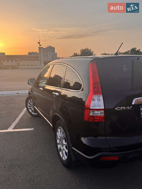 Позашляховик / Кросовер Honda CR-V 2008 в Києві