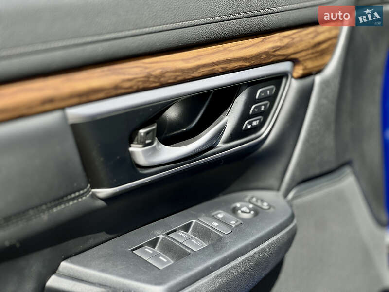 Внедорожник / Кроссовер Honda CR-V 2022 в Киеве