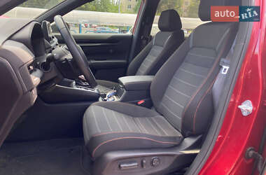 Внедорожник / Кроссовер Honda CR-V 2022 в 