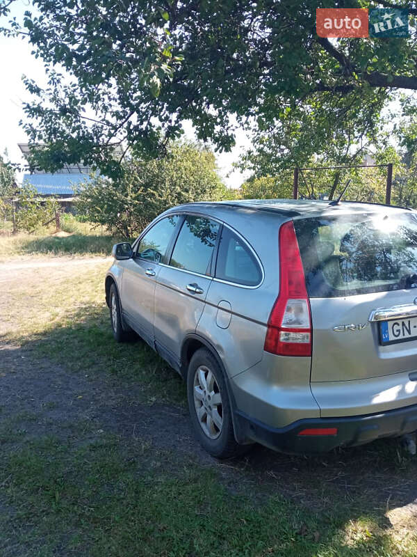 Позашляховик / Кросовер Honda CR-V 2007 в Сарнах