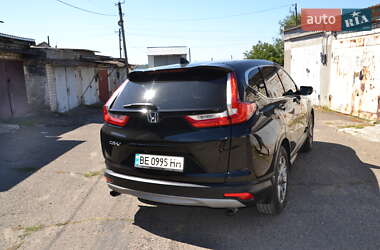 Внедорожник / Кроссовер Honda CR-V 2017 в 