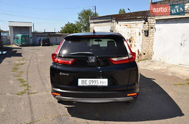 Внедорожник / Кроссовер Honda CR-V 2017 в 