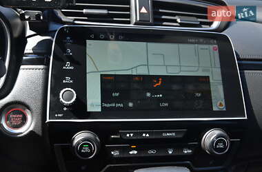 Внедорожник / Кроссовер Honda CR-V 2017 в 