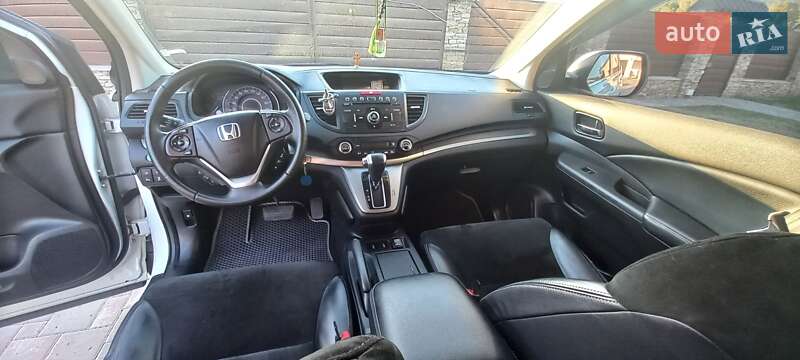 Внедорожник / Кроссовер Honda CR-V 2014 в Могилев-Подольске