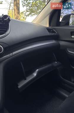 Внедорожник / Кроссовер Honda CR-V 2014 в 