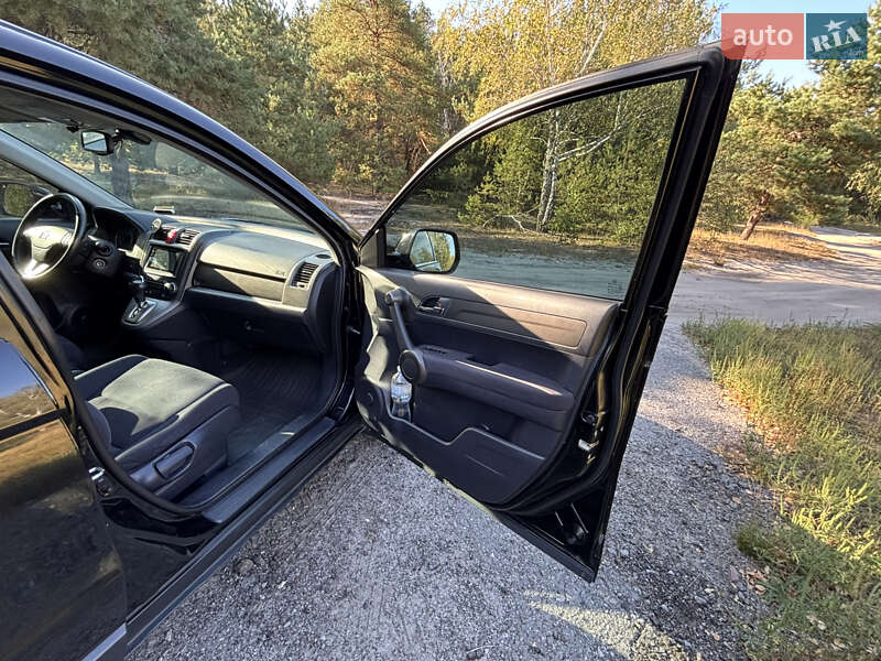 Позашляховик / Кросовер Honda CR-V 2010 в Києві