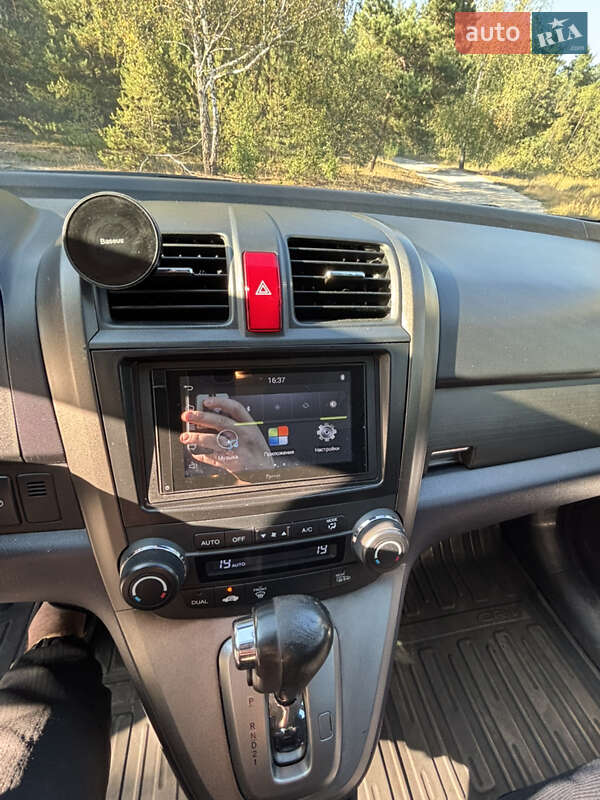 Позашляховик / Кросовер Honda CR-V 2010 в Києві